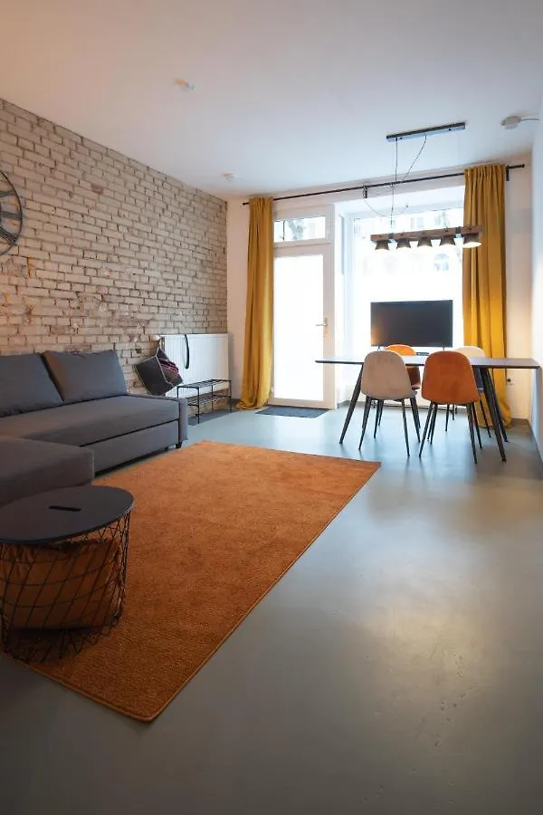 Gemuetliches Appartment Suedlich Vom Woehrder See 뉘른베르크